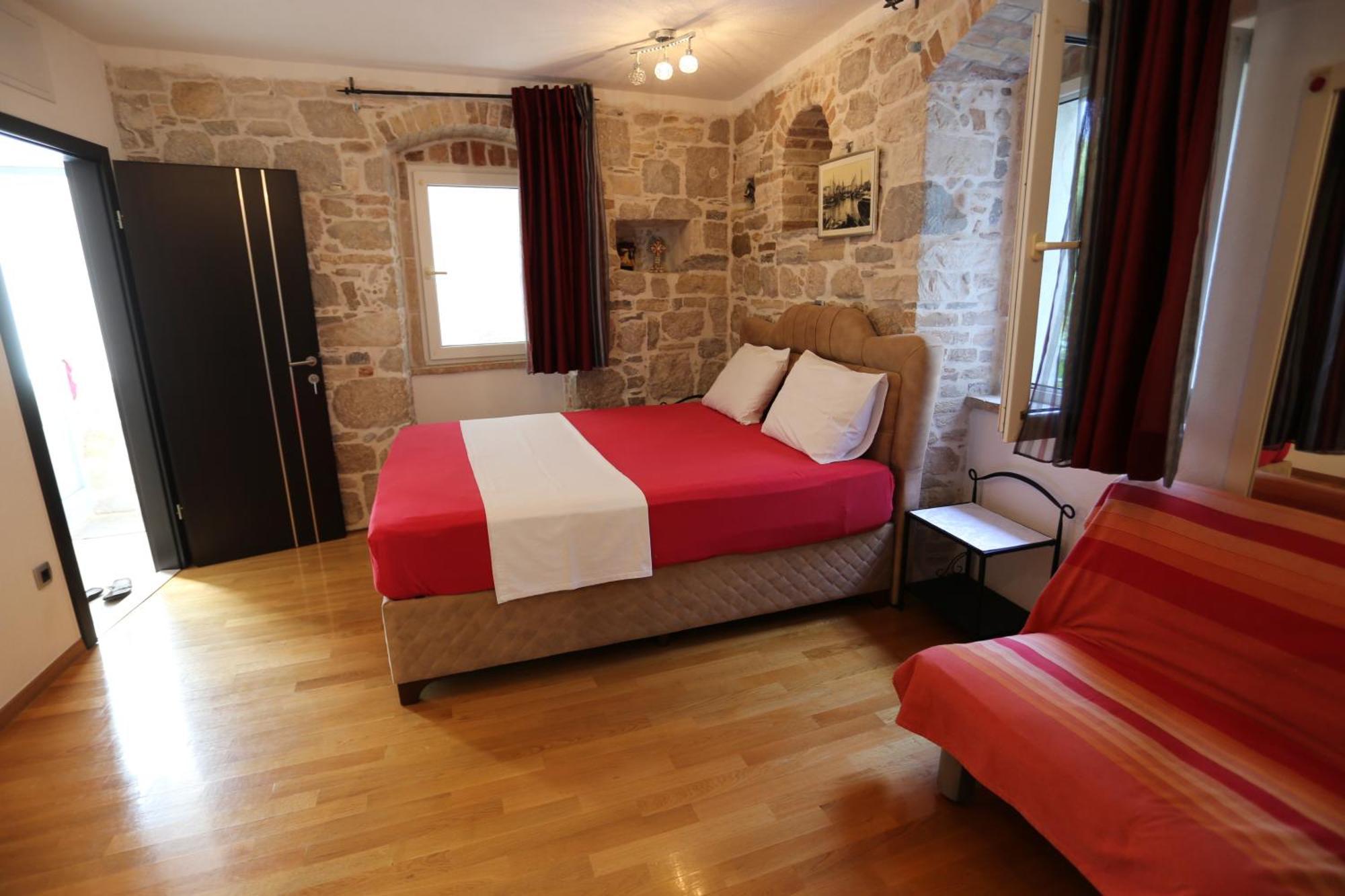 Apartment Nikolla