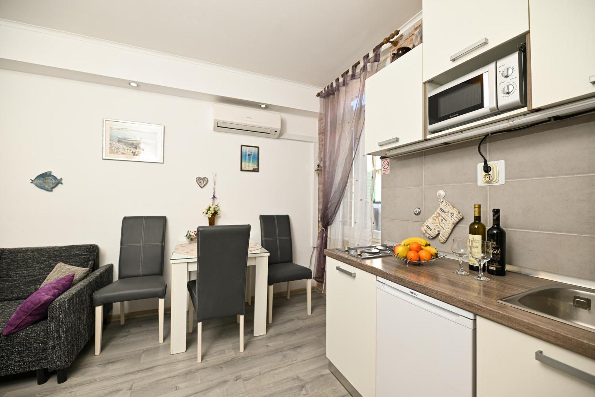 Posejdon & Neptun Apartment *