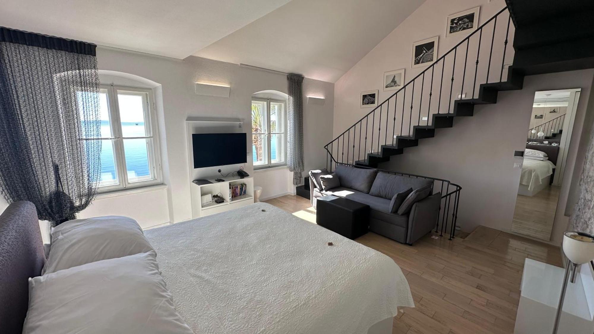 Riva Luxury Apartment *