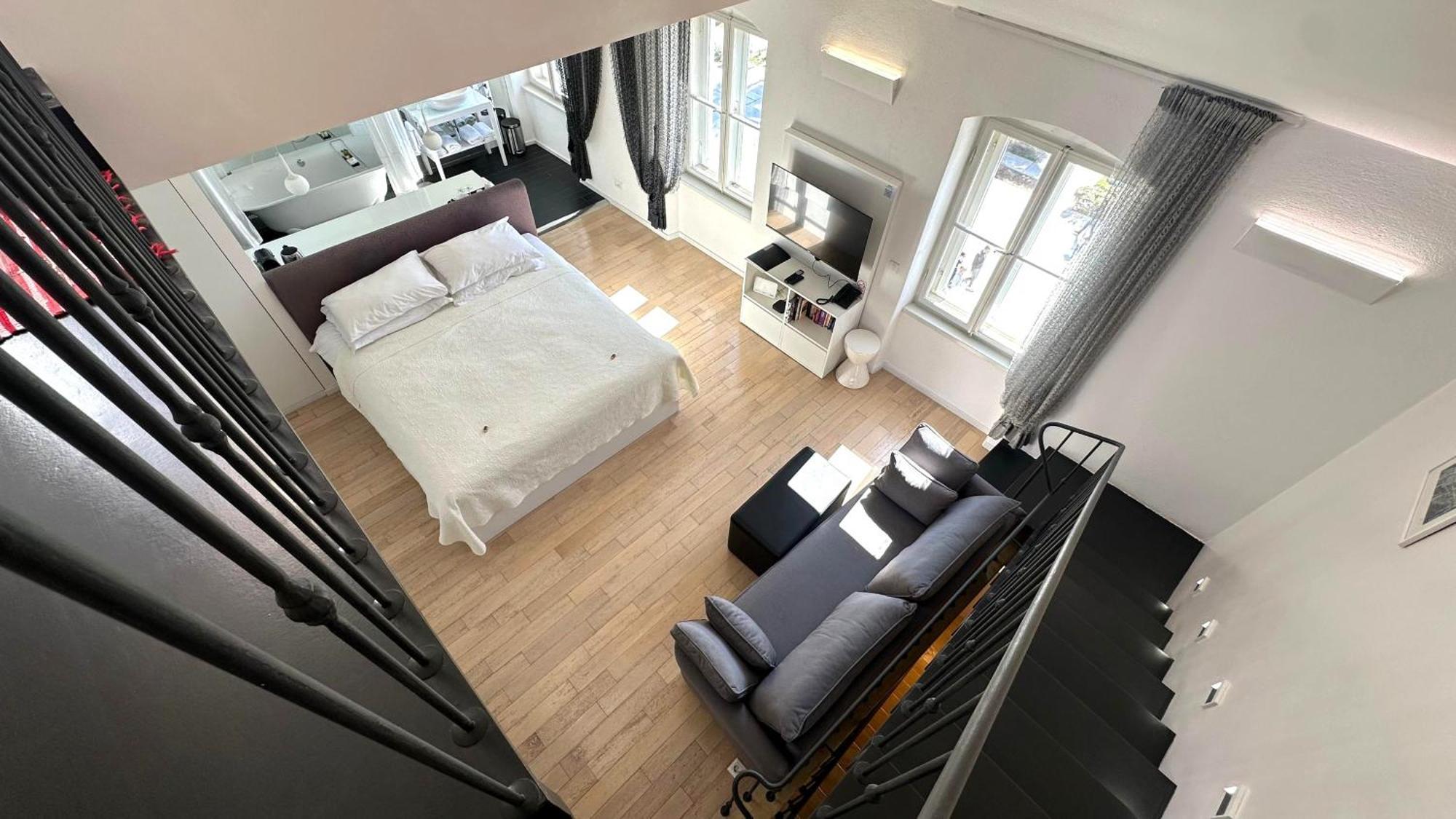 Riva Luxury Apartment