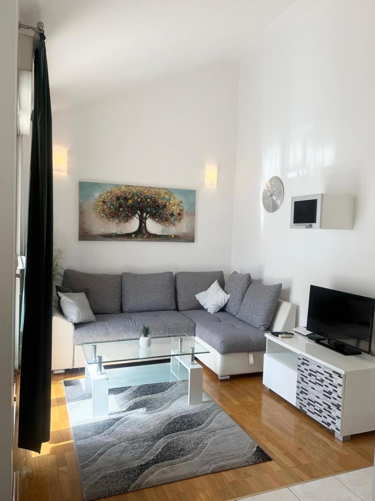 My Place Apartment