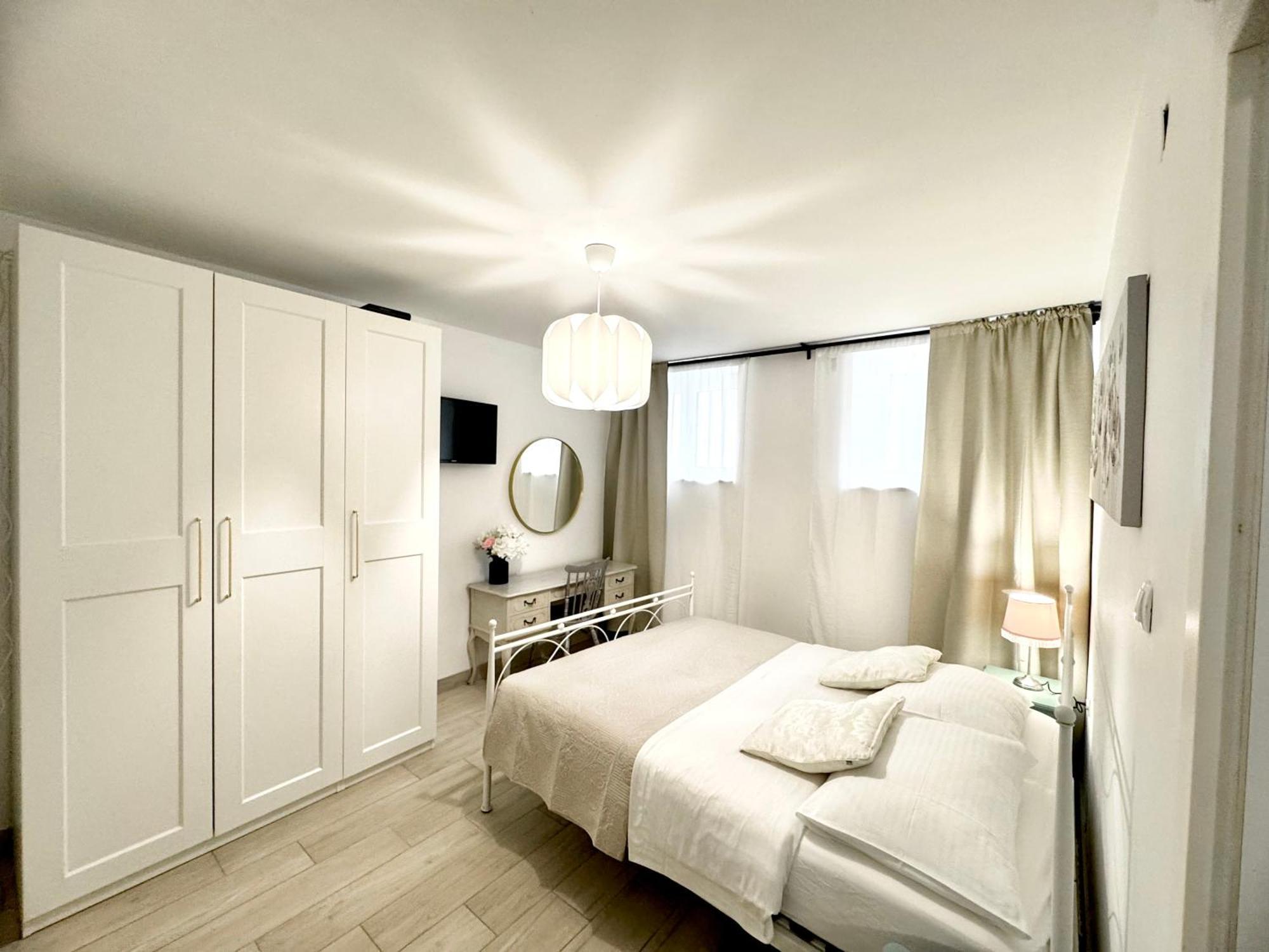Apartment Charming In Center Split