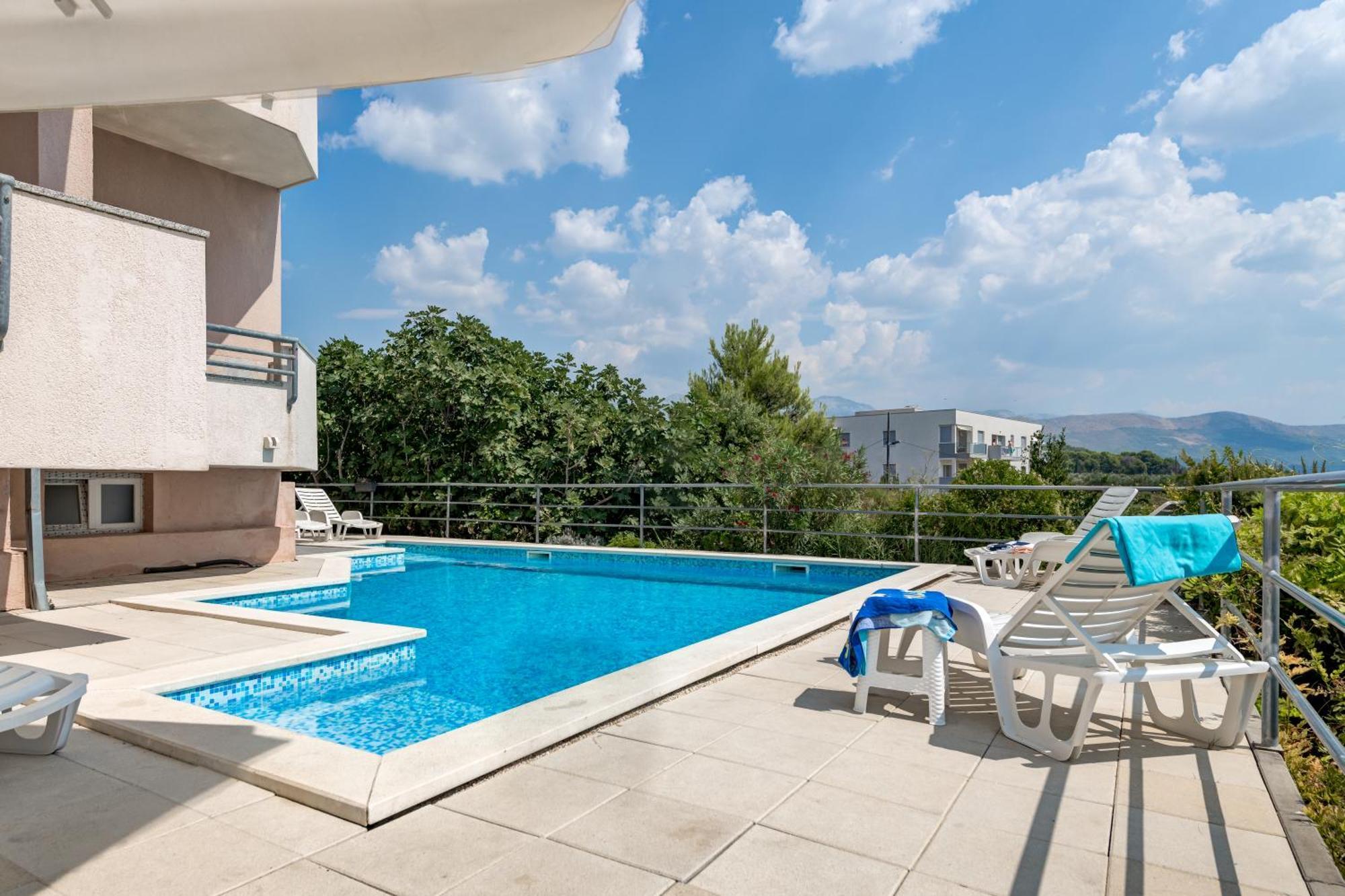 Lo Seaview Haven Apartment