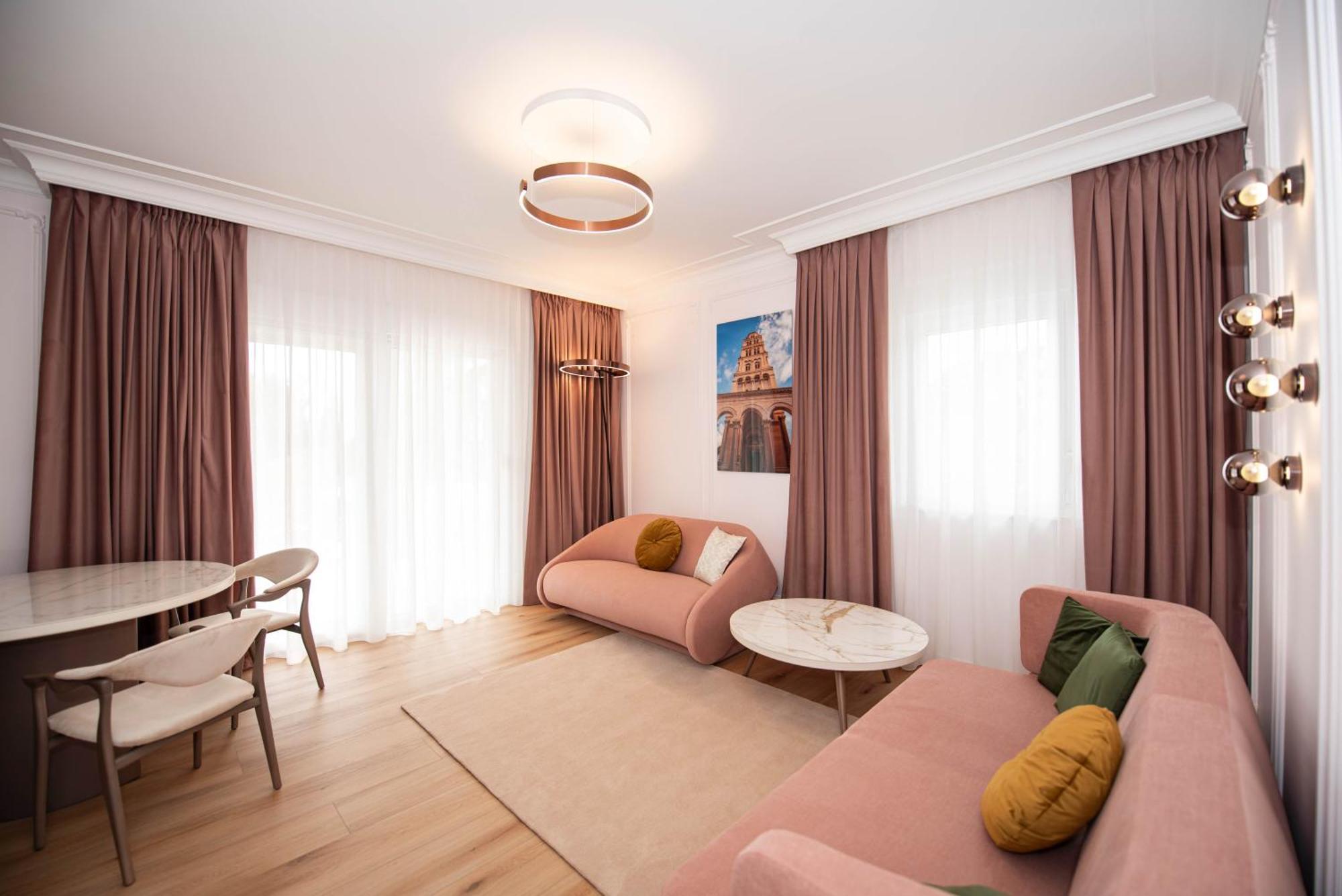 Bed & Breakfast Luxury Apartments Klara 5*