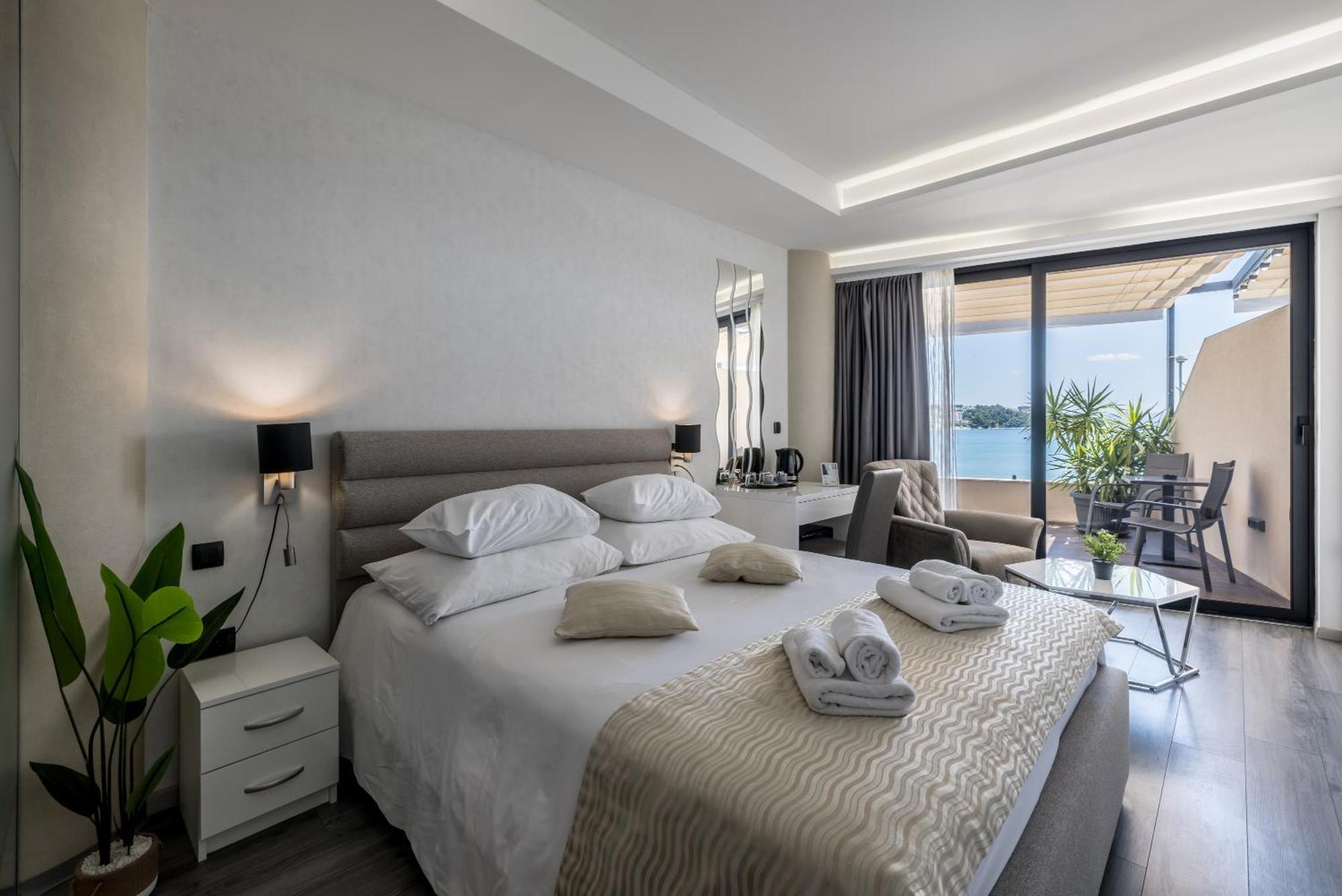 Sea View Luxury Seven Of Nine 4* Split