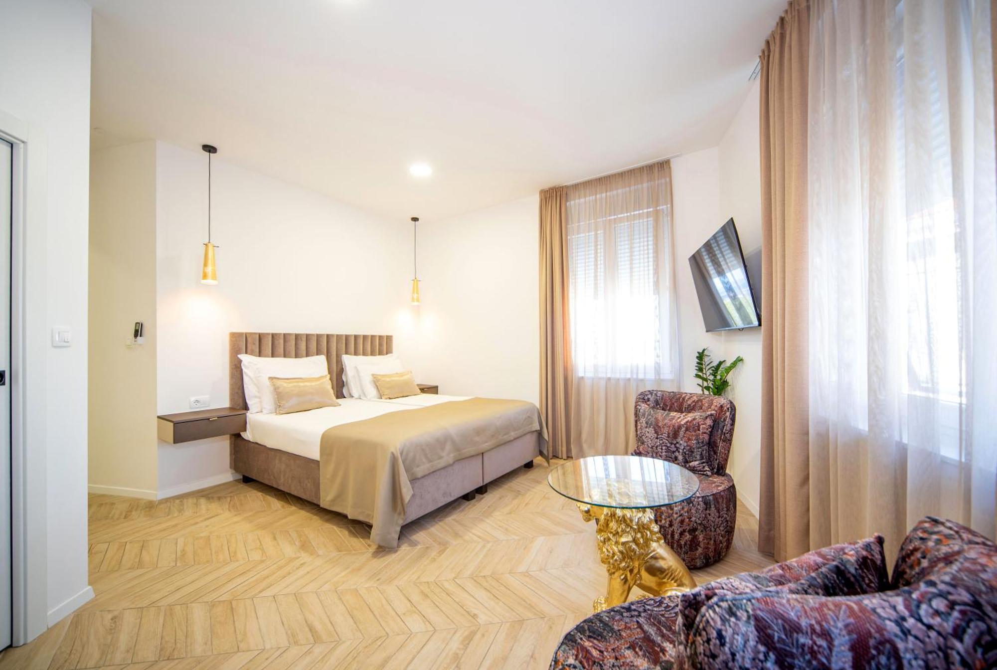 Mariani Luxury In Center Guest house *