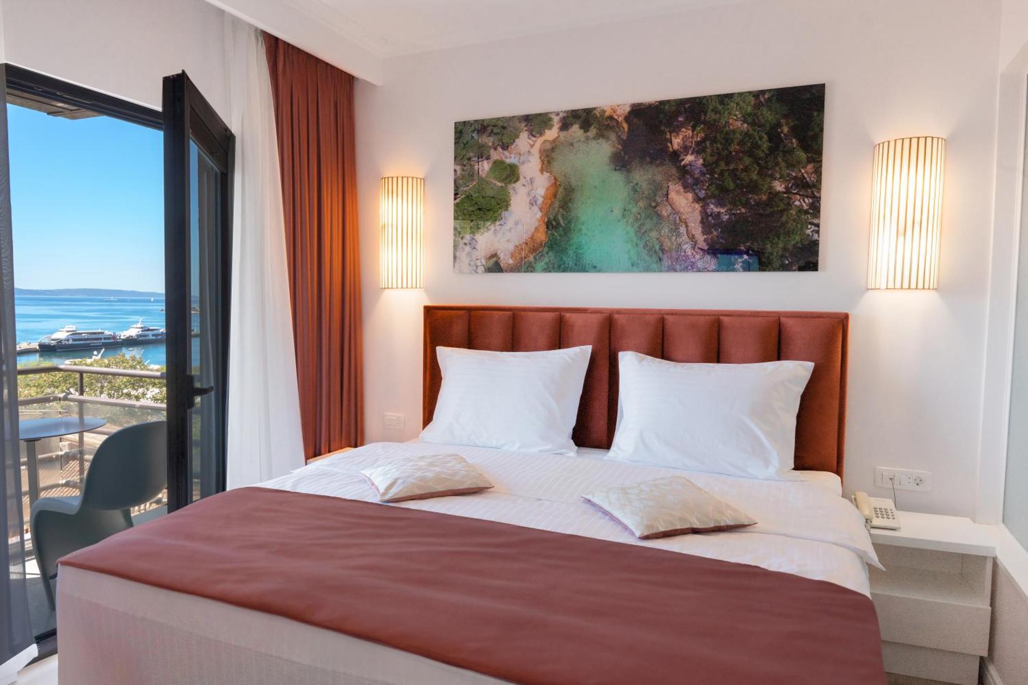 Hotel Luxe 4*