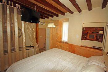 Cecilija Hotel
