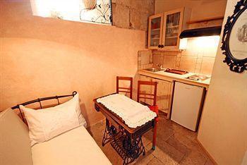 Cecilija 2* Split