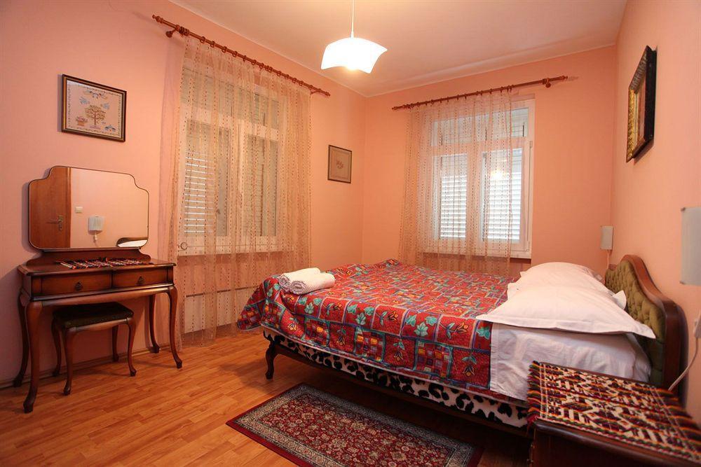 Peric Apartment Split