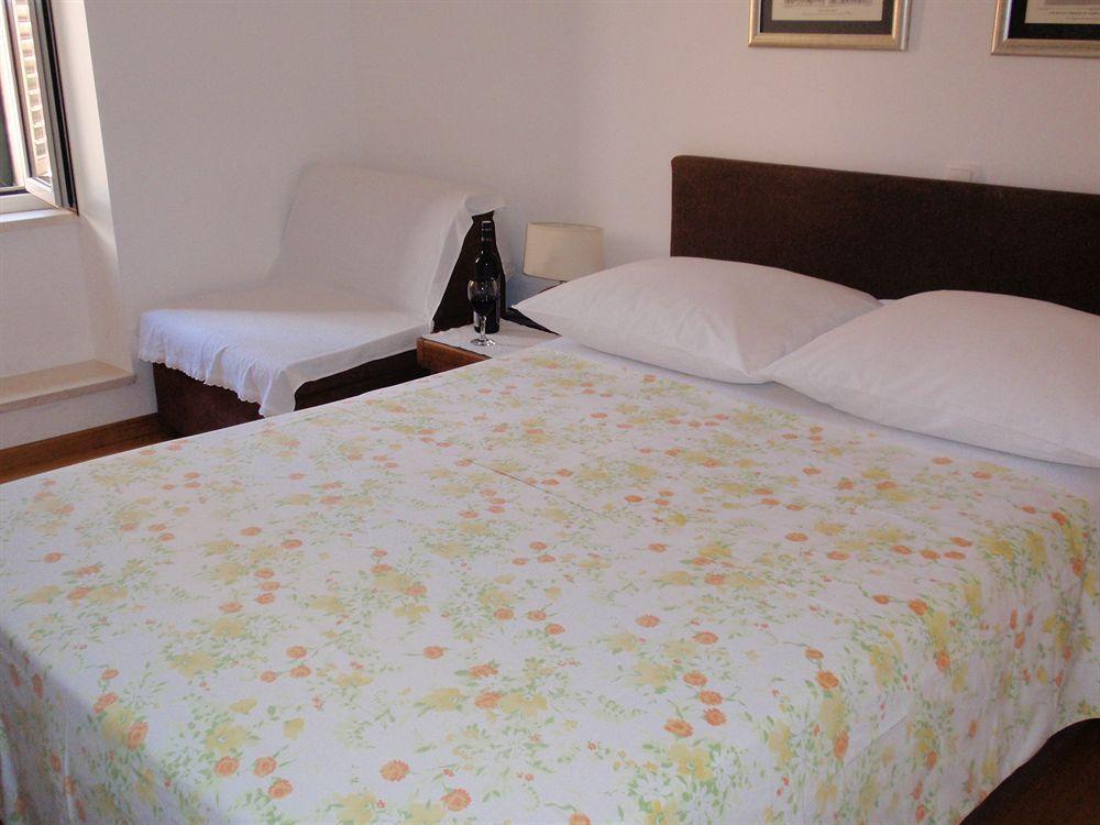 Malena Palace Experience