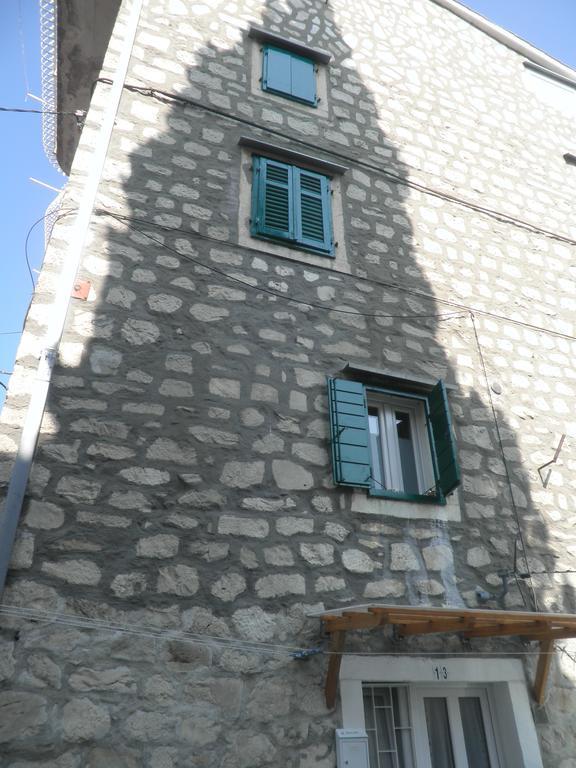 Periko Guest house