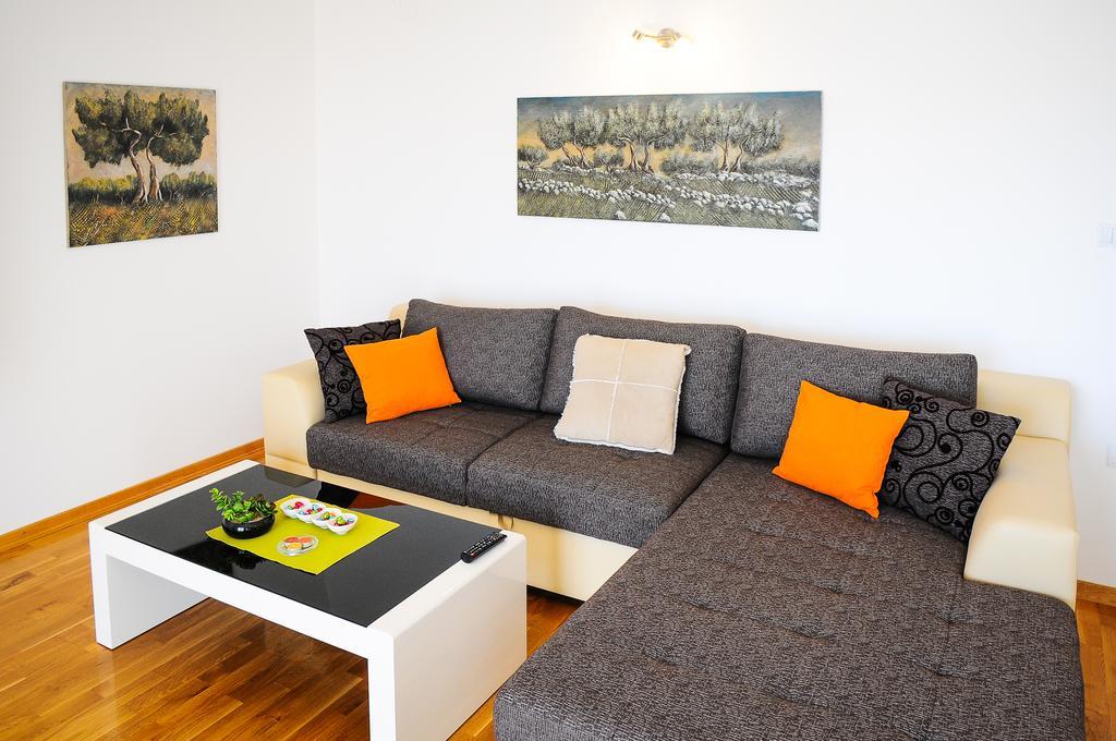 Rajic Appartement *