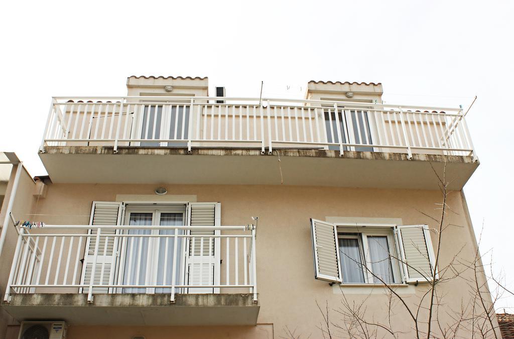 Near The Center Apartment