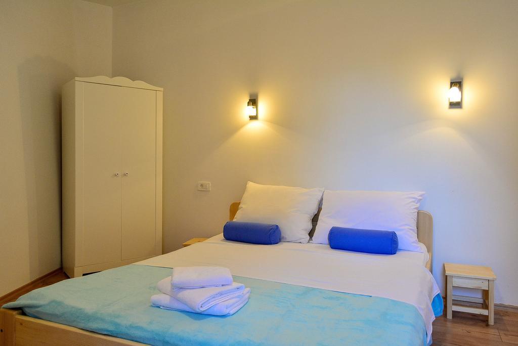 Golden B&B Bed & Breakfast 3*