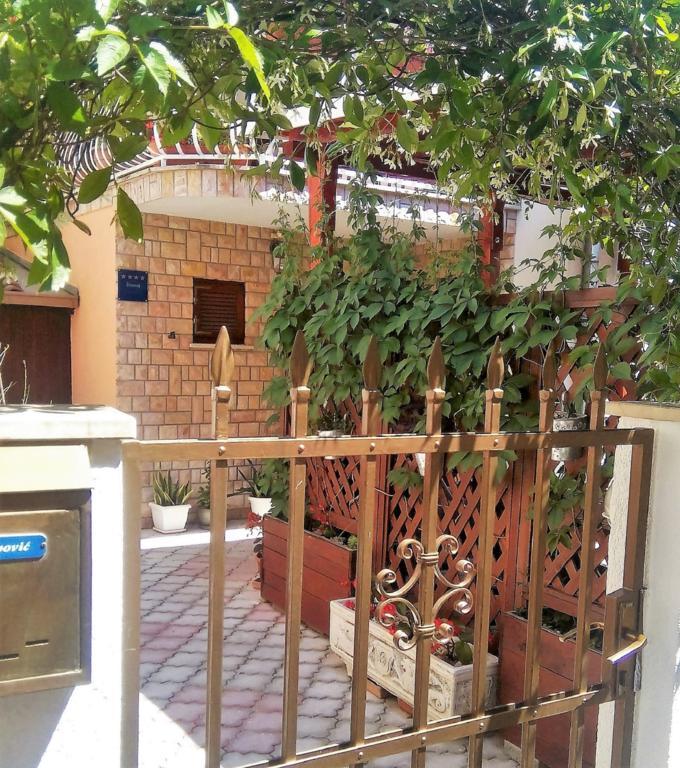 Center Kadena