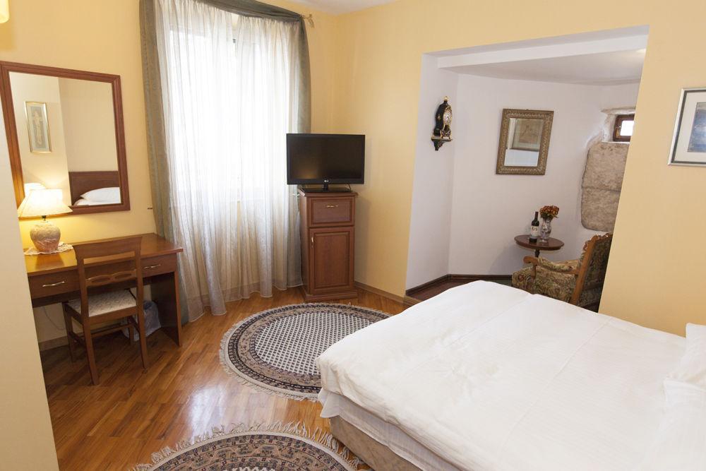 Peristil Hotel