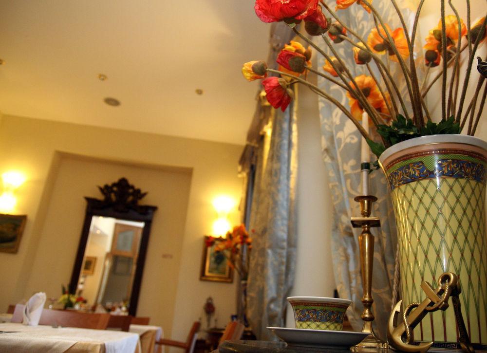 Peristil Hotel