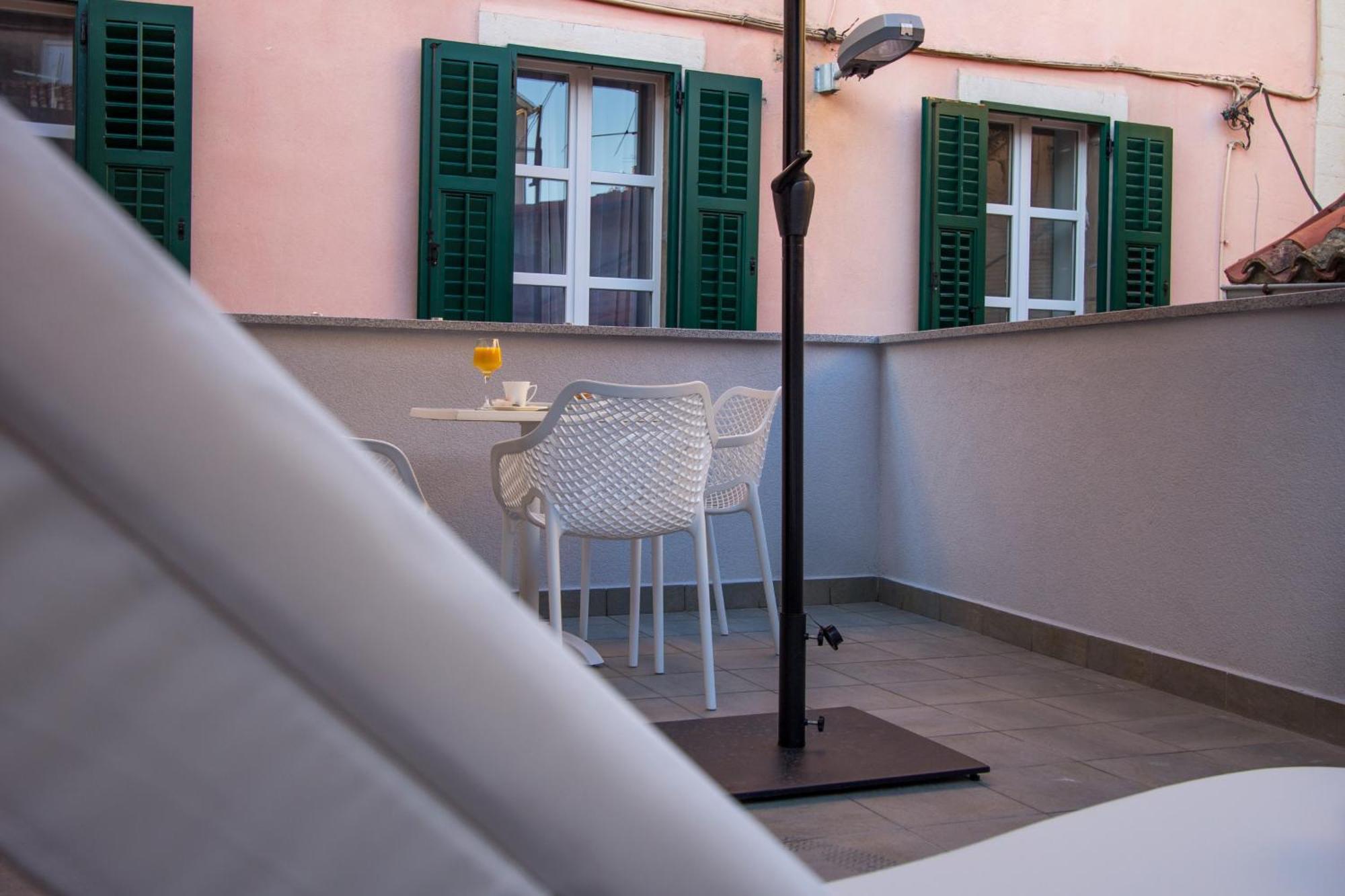 Apartment Lux Arija *