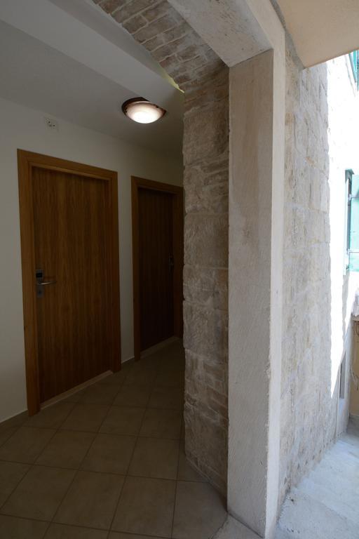 Desideria 4*