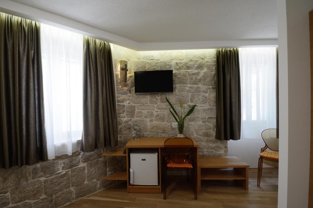 Desideria Gostinjska kuća 4*