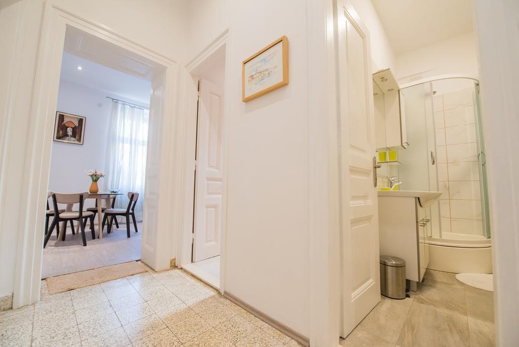 Apartment Vetom Split