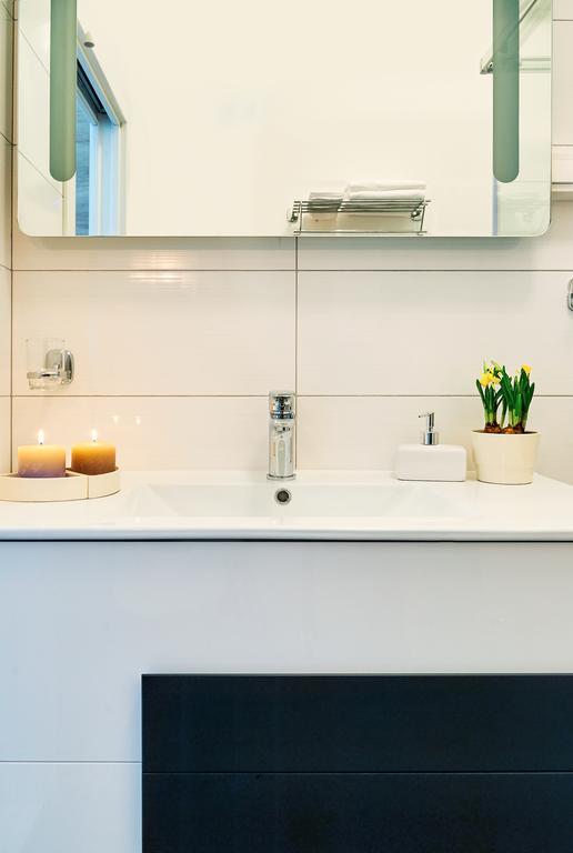 Regina Apartment