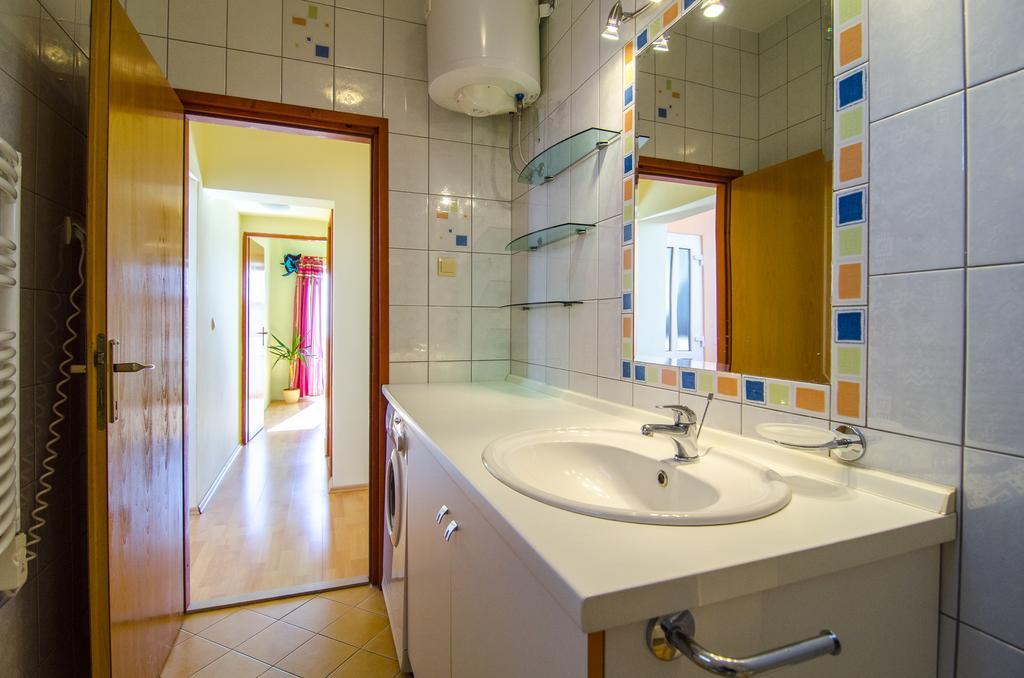 Apartment Music School