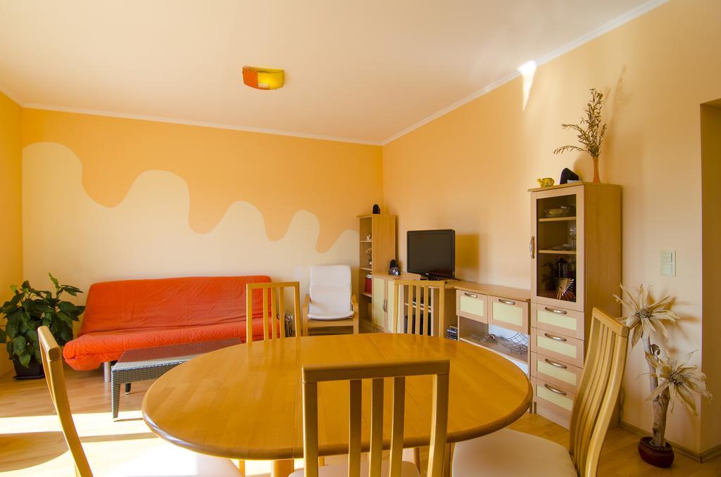Music School Apartment *