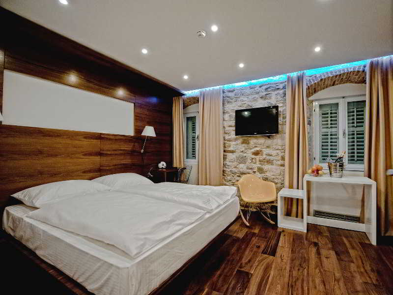 Jupiter Luxury 4* Split