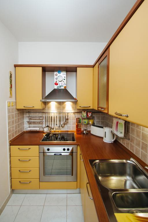 Stella Apartment *