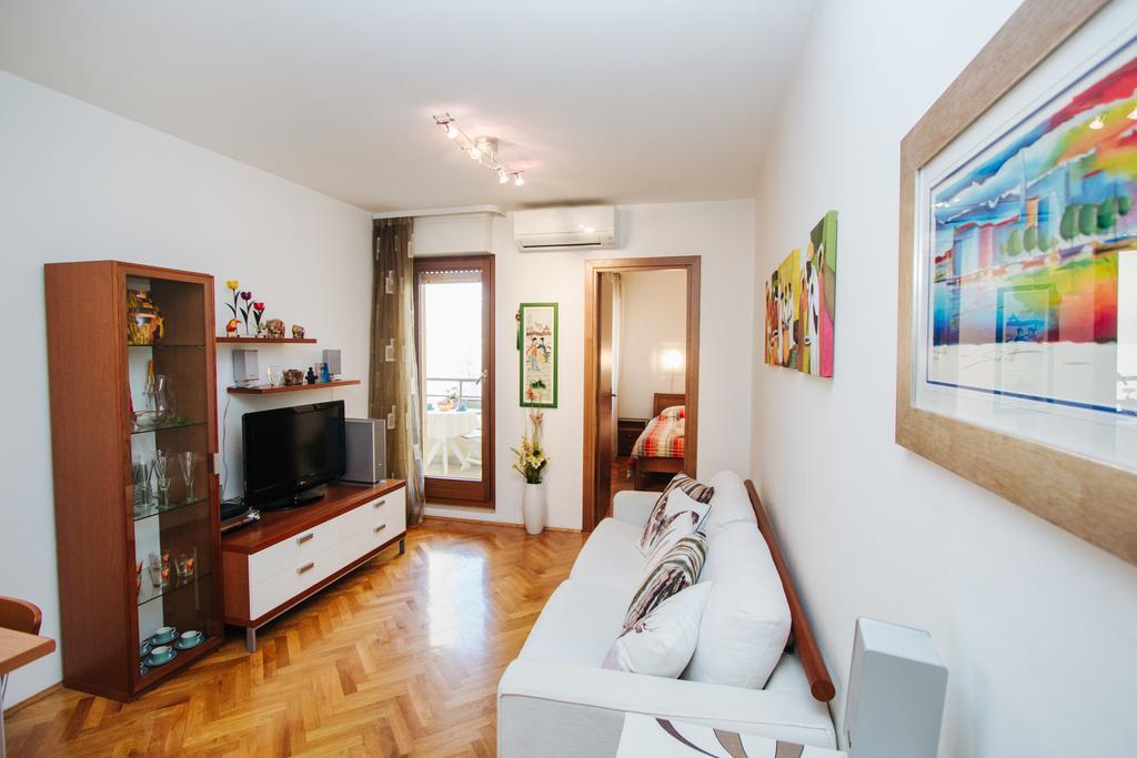 Stella Apartment *