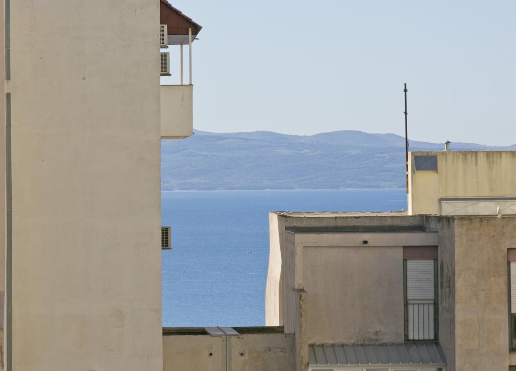 Golden Place Split