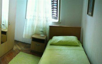 Stipan & Guest house 2*