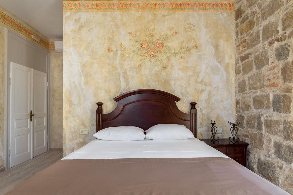 Pietra Rossa Hotel 4*