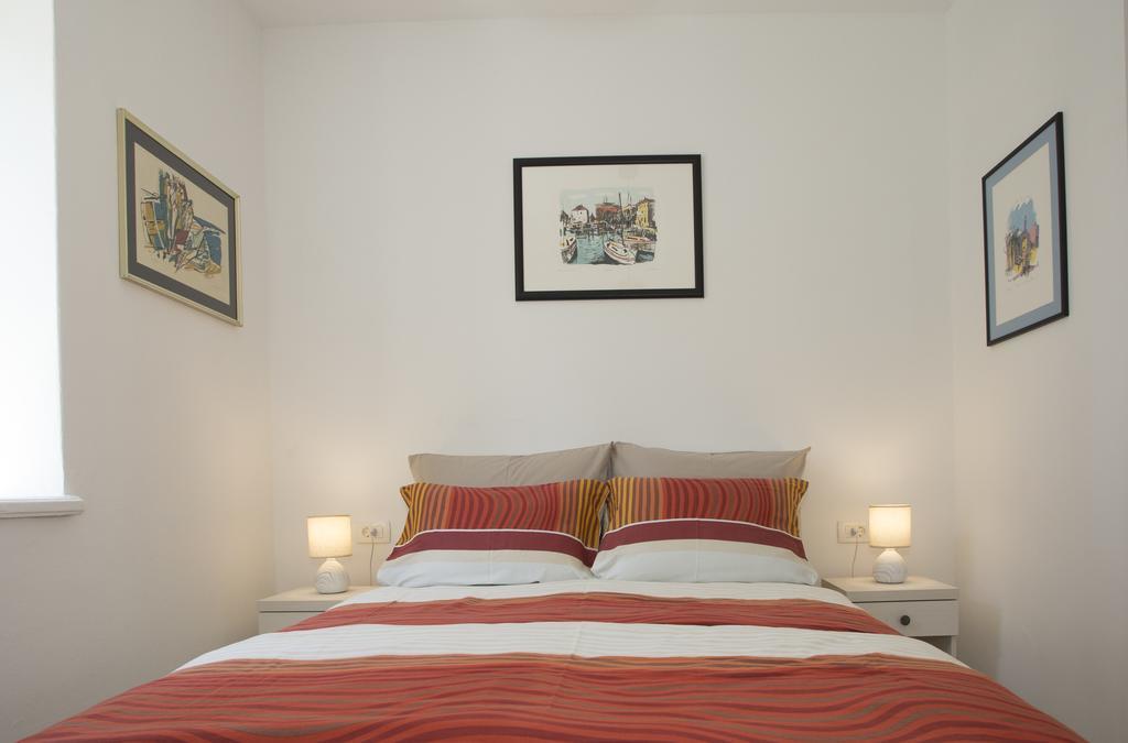 Dalmatian House 3*