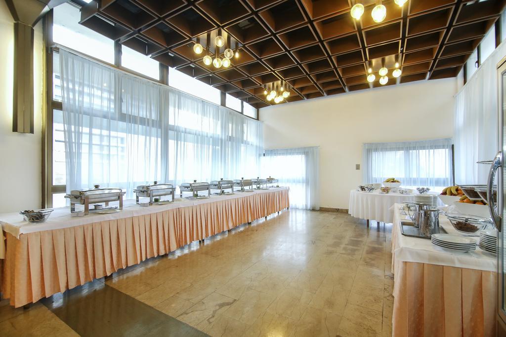 Zagreb 2*