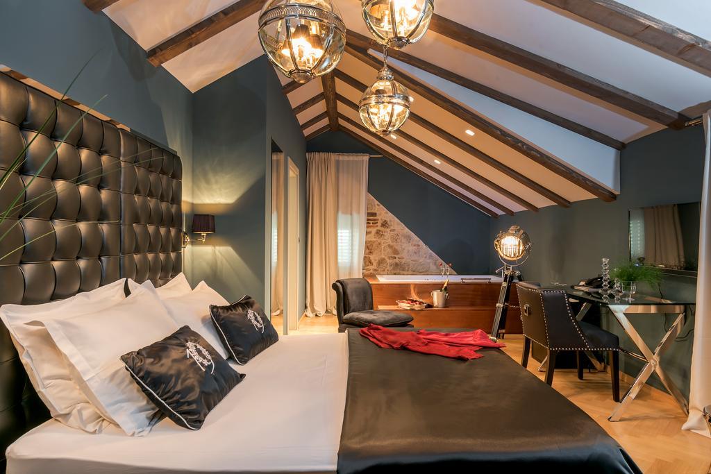 Heritage Hotel 19 4*