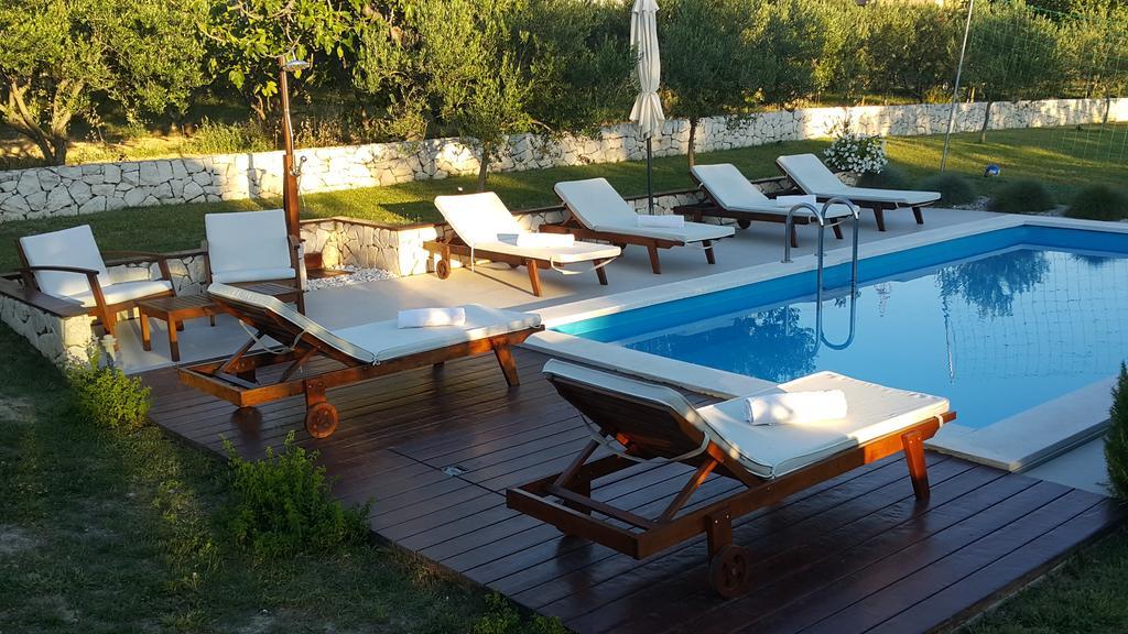 Luxury Luminosa