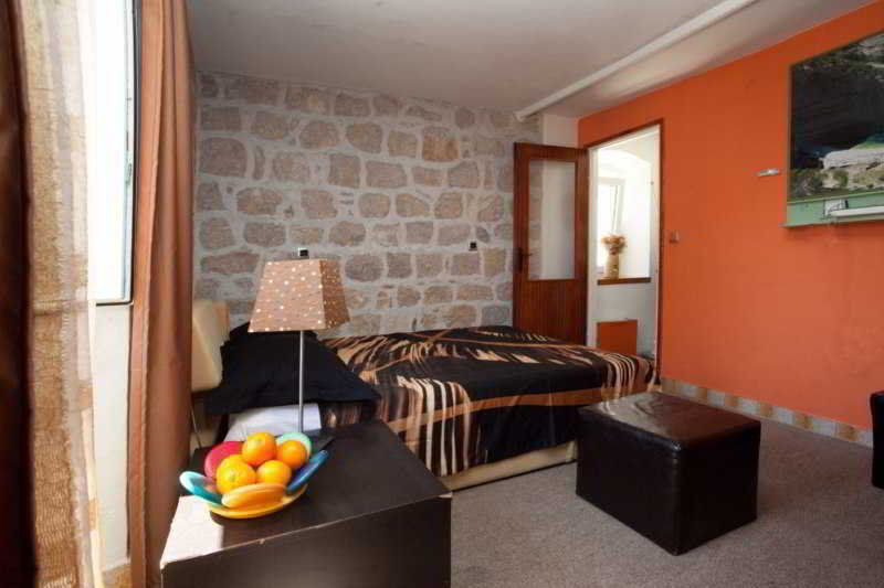 Veli Varos Apartment *