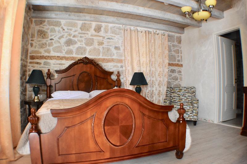 Pietra Rossa 4* Split