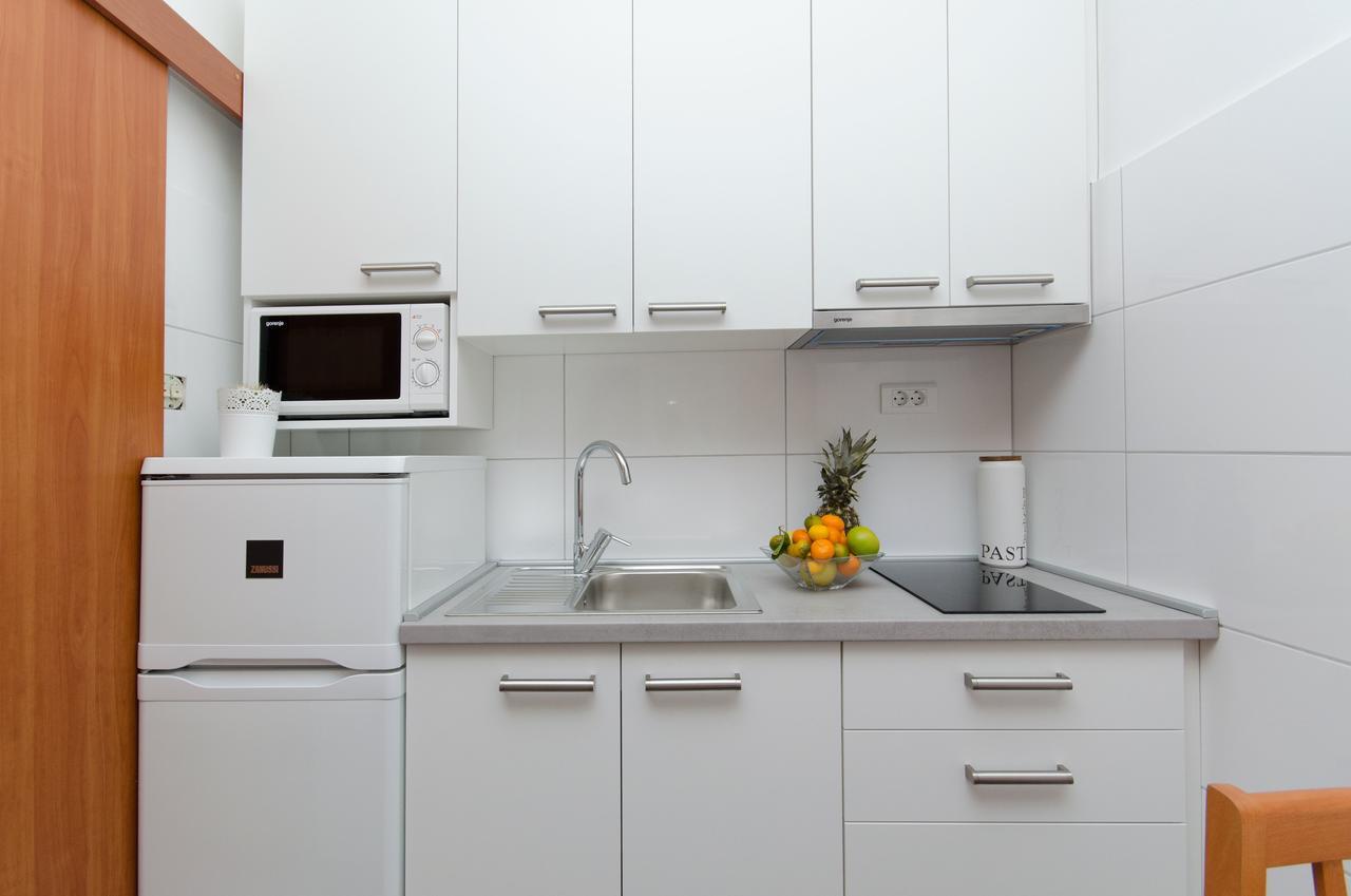 Classy Center Apartment Split