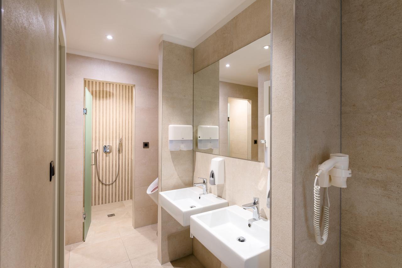 Bel Etage Luxury Rooms Gasthuis 4*