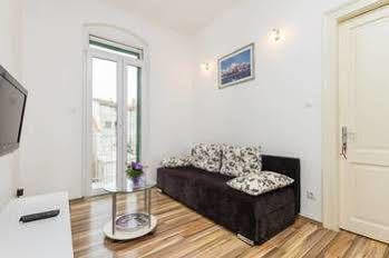 Central Old Town Guest house Split