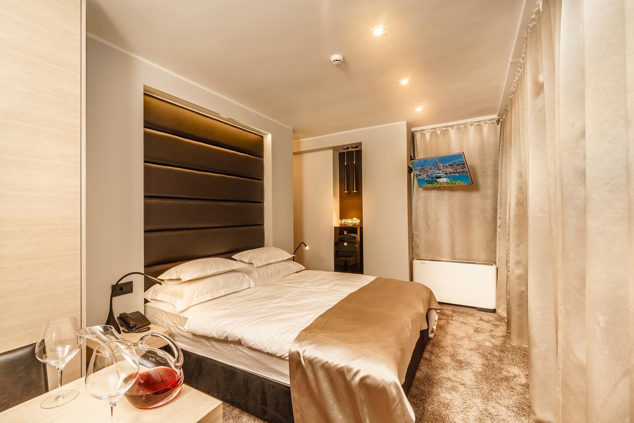 The View Luxury krevet i doručak 4*