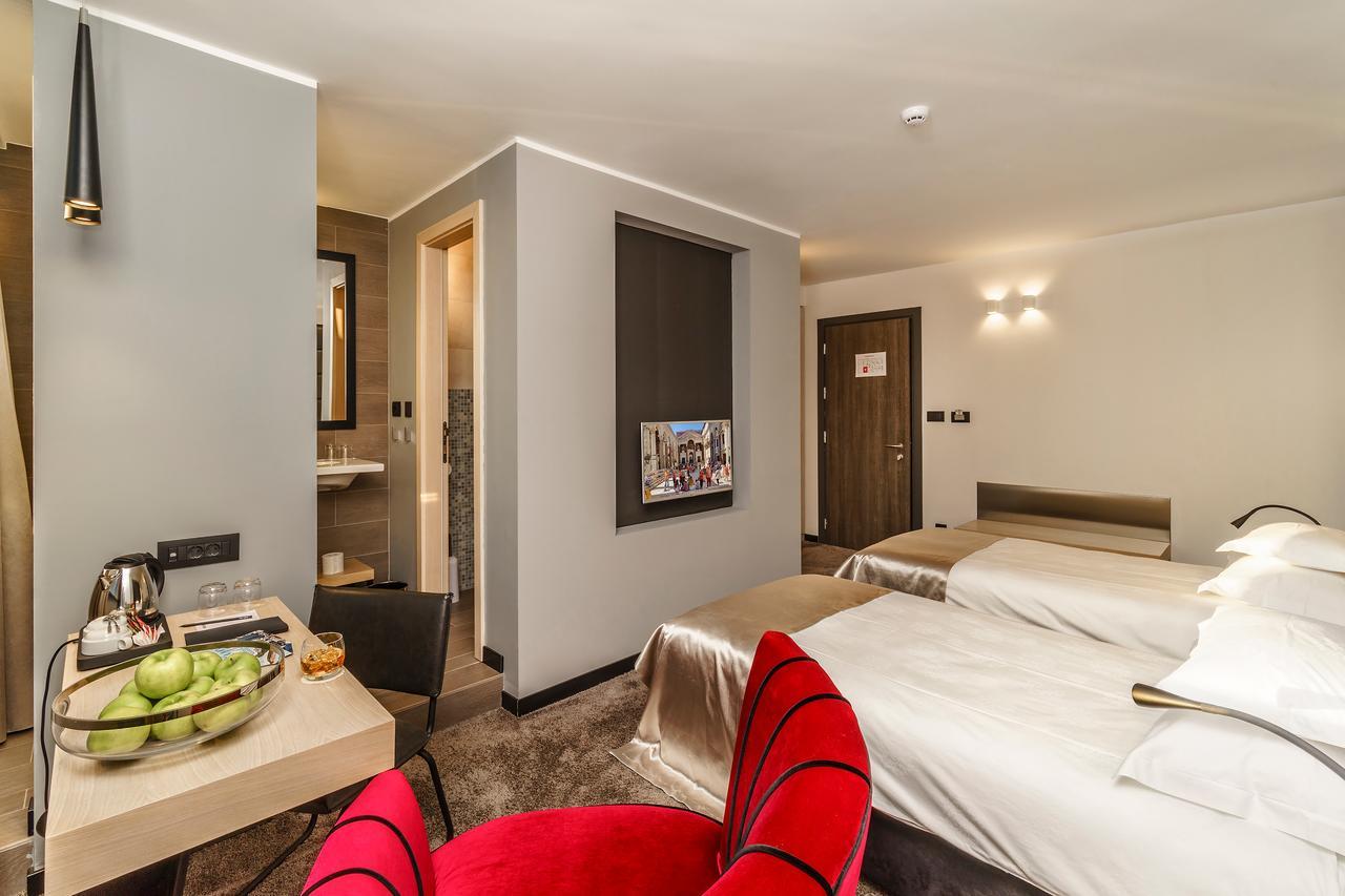 krevet i doručak The View Luxury