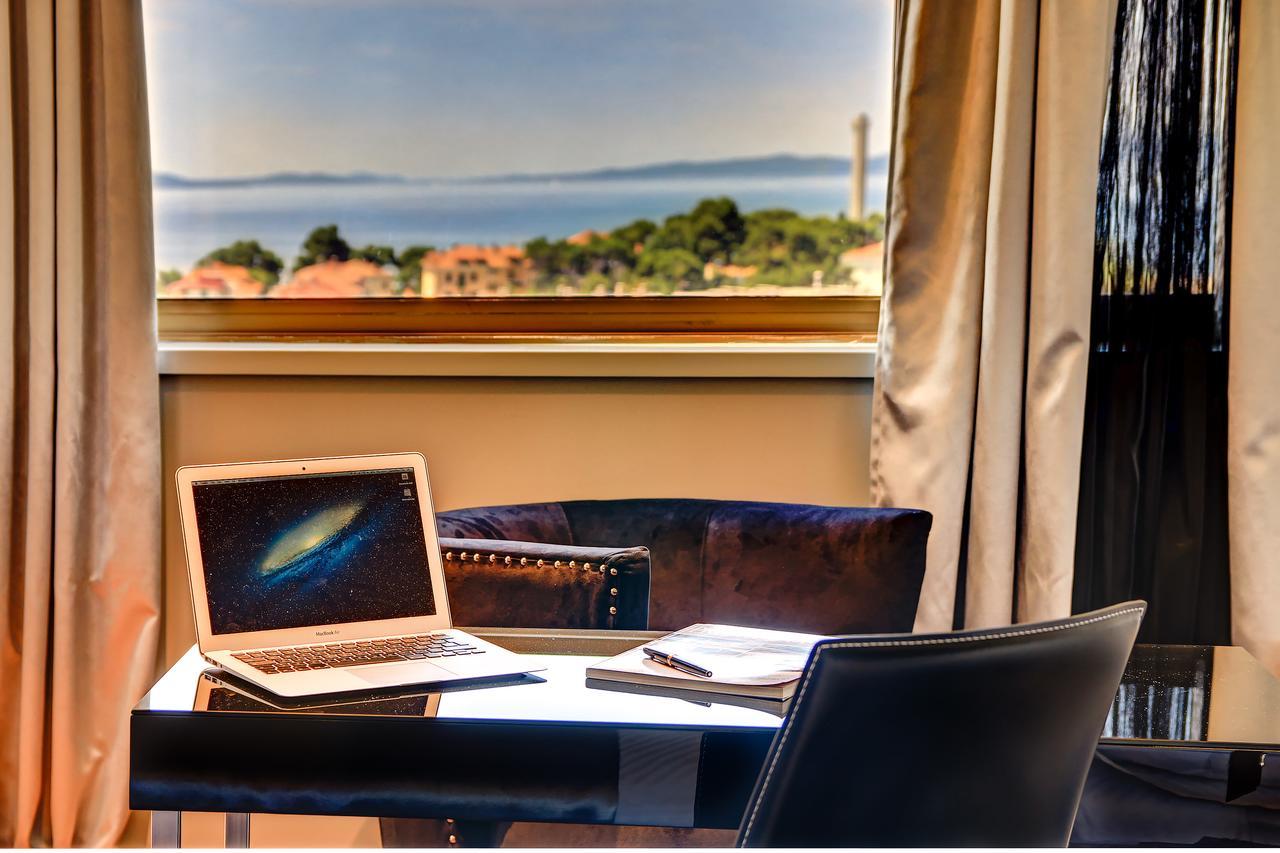 The View Luxury krevet i doručak 4*