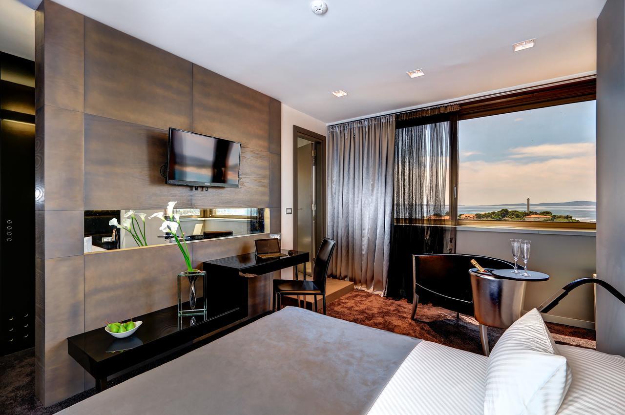 krevet i doručak The View Luxury 4*