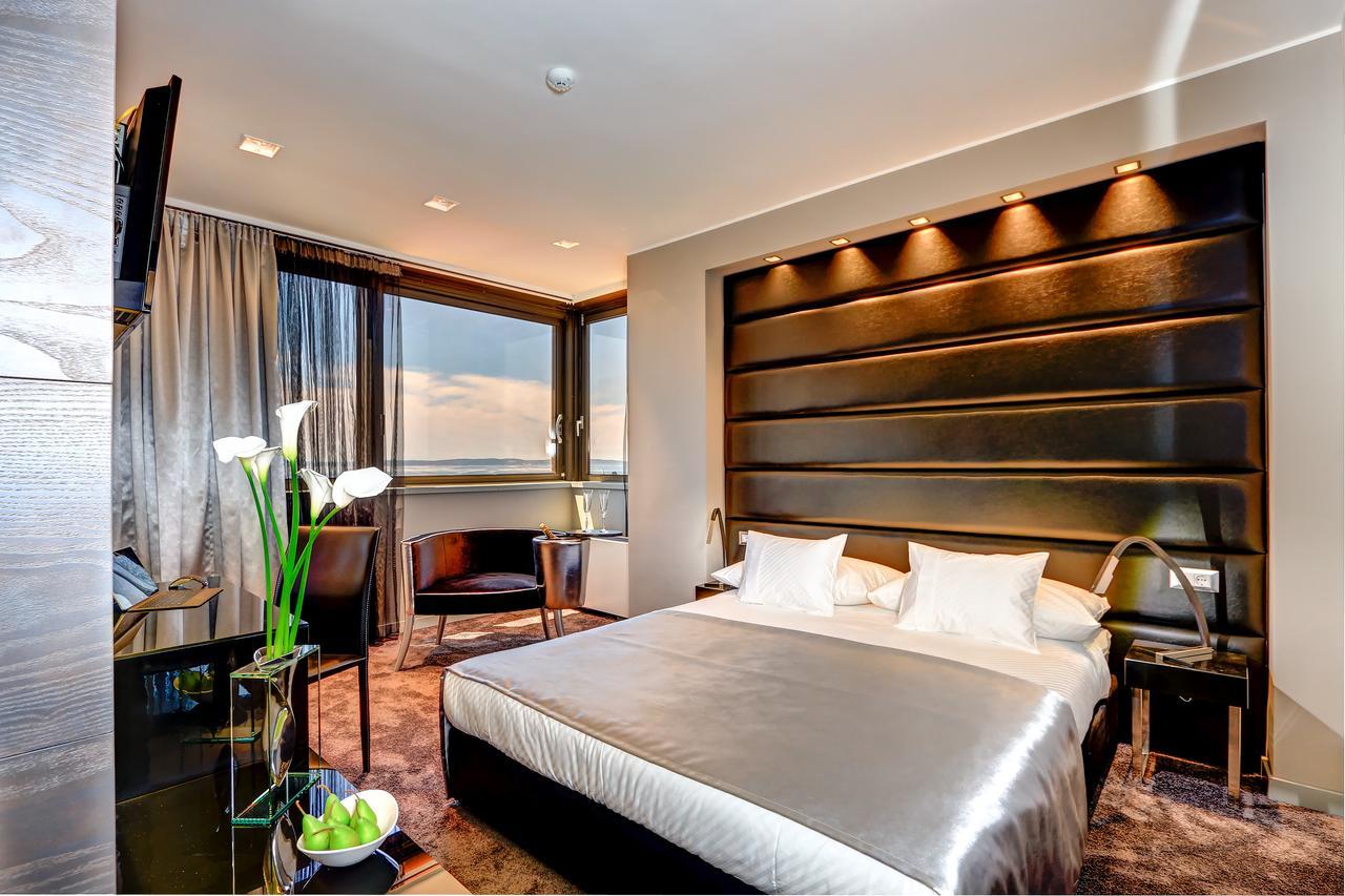 krevet i doručak The View Luxury