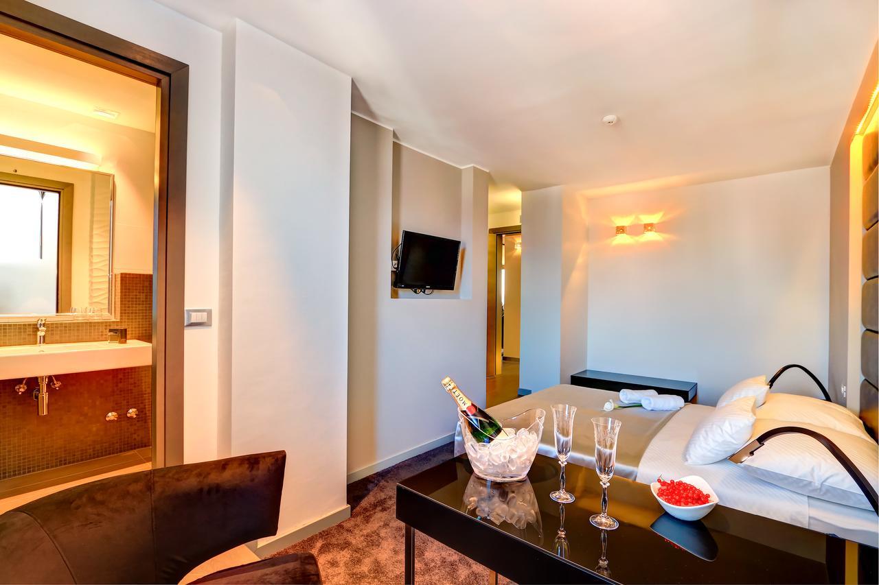 The View Luxury krevet i doručak 4*